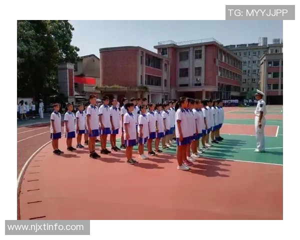 刘芳独家篮球心得分享探索技巧与心态的完美结合 刘芳独家篮球心得分享探索技巧与心态的完美结合